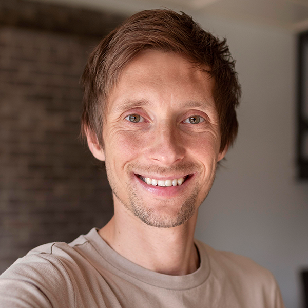 Ethan Müller